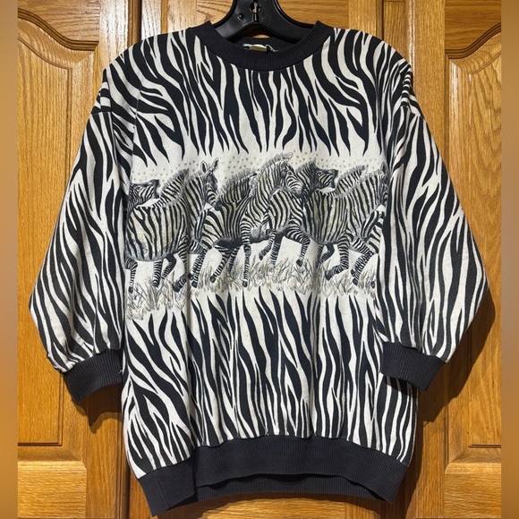 Vintage 80's Zebra All Over Print Oversized Women's Crewneck Sweatshirt Medium - Picture 1 of 5